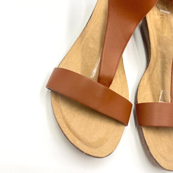 Kenneth Cole Reaction Great Gal Cognac Brown T-Strap Low Wedges Sandals Shoes - Picture 4 of 13